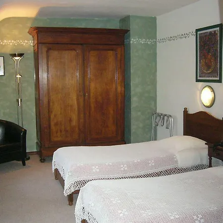 Troopeird Hotel 3*
