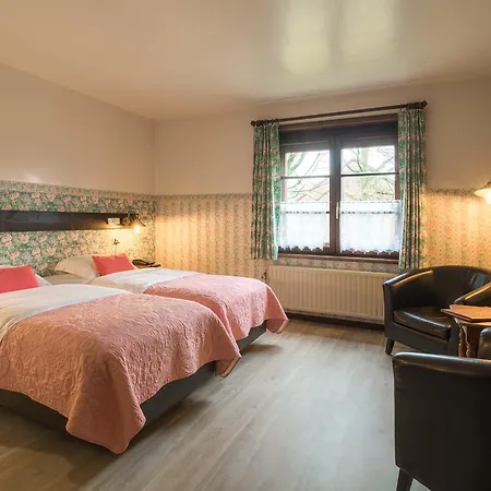 Hotel Troopeird 3*